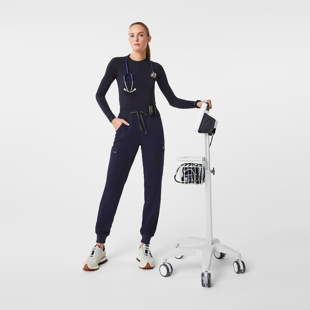 Stretch Cargo Pant in Navy, back view